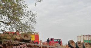 Burkina: un camion renverse son chargement sur des usagers de la RN4