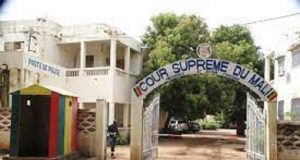 Mali : la Cour suprême abandonne les charges, Boubou Cissé « accueille avec soulagement… »