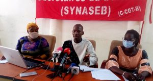 Burkina: les secrétaires dénoncent le « saccage de (leur) carrière »