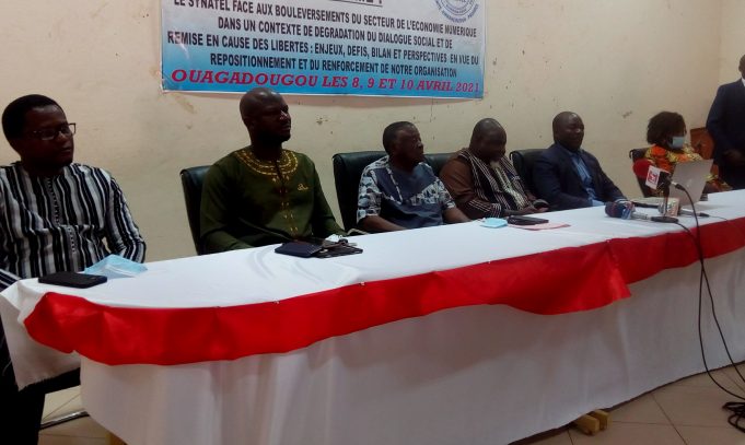 Burkina/Coronavirus: «Le gouvernement exploite le contexte pour réprimer les syndicats»