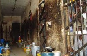 Nigeria : plus de 1 800 détenus s’évadent après une attaque dans une prison