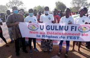 Fada N’Gourma: plusieurs centaines de marcheurs réclament le bitumage de la RN4