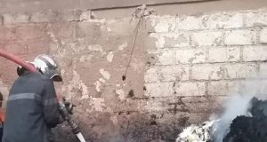 Ouaga: un violent feu consume un entrepôt