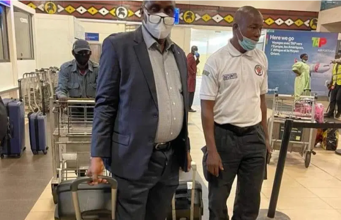 Guinée : Dr. Fodé Oussou Fofana «empêché de sortir du territoire» (Cellou Dalein Diallo)