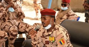 Tchad: «la construction de notre armée n’est pas l’œuvre de la France» (Gouvernement)
