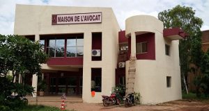 Burkina: la réaction du Barreau après la libération des deux avocats enlevés