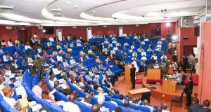 Burkina: Jean Emmanuel Ouédraogo investi Premier ministre par l’Assemblée