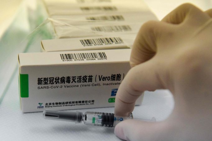 Coronavirus : l’OMS donne son homologation d’urgence au vaccin chinois