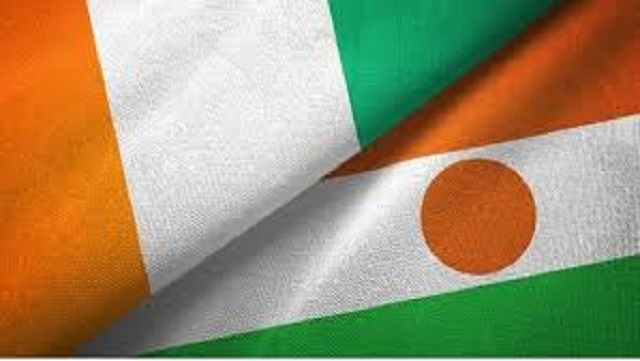 drapeaux ivoirien et nigérien