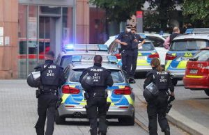 Allemagne: trois morts dans une attaque au couteau