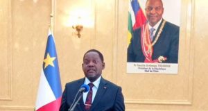 Centrafrique: démission du Premier ministre Firmin Ngrebada