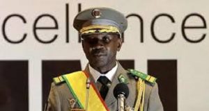 Mali : un nouveau gouvernement avec des militaires à des postes clés