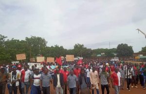 Est du Burkina: des marcheurs remontés contre le gouverneur qui aurait refusé de les recevoir
