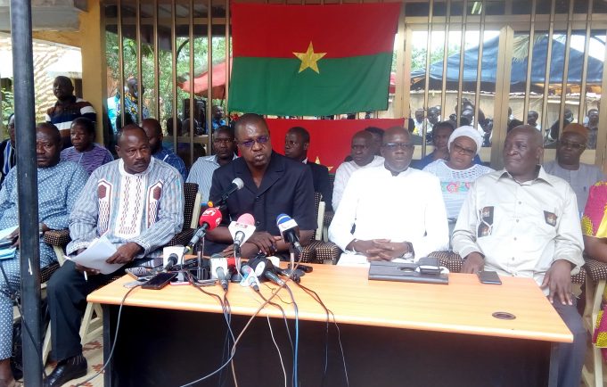 Recrudescence des attaques au Burkina: l’opposition insatisfaite des décisions de Roch Kaboré