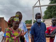Burkina/ Football : Bertrand Traoré soutient des handicapés de Bobo-Dioulasso