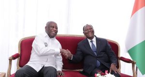 Rencontre Gbagbo-Ouattara: la «libération» des prisonniers de la crise post-électorale au menu