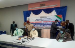 Burkina: reprise du dialogue gouvernement-syndicats, après 4 ans de suspension