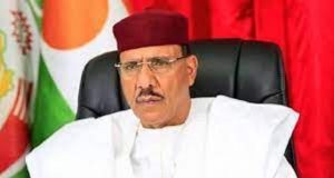 Niger: vers la levée de l’immunité de l’ancien président Mohamed Bazoum ?