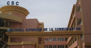 Burkina: le CSC appelle à s’abstenir de partager des messages religieux aux contenus haineux et dénigrants