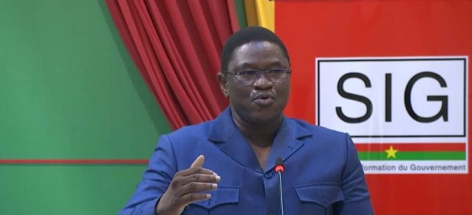 Burkina: les forces de l’ordre «agissent selon la loi» et en fonction de «la situation» (ministre)