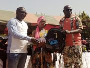 Ouagadougou/ Wayalghin: l’association Urgences Humanitaires Nord-Sud offre des fournitures scolaires à des élèves