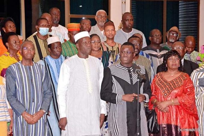 Burkina: les maires désormais élus au suffrage universel direct