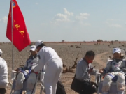 Chine: les premiers astronautes de la mission Shenzhou-12 de retour sur terre