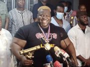 Burkina: retour du héros Iron Biby à la maison