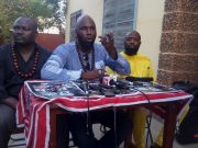 Guinée: Kémi Seba attend le colonel Mamady Doumbouya sur « les actes »