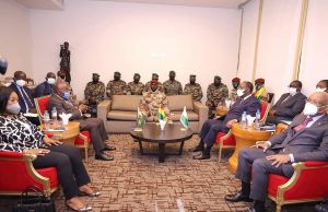 Guinée: Alassane Ouattara et Nana Akufo-Addo à Conakry