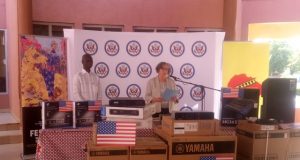 Burkina: les Etats-Unis offrent du matériel sonore et cinématographique au Fespaco