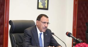 La CEDEAO condamne la volonté de la junte de poursuivre Bazoum devant les tribunaux