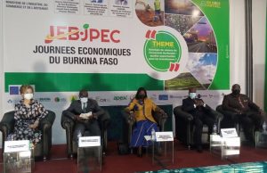 Burkina/Relance économique: échanges entre le gouvernement et ses partenaires