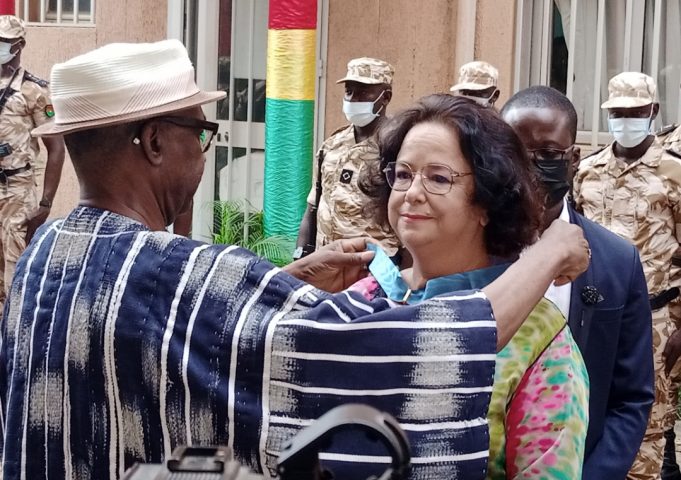 Burkina: le CSC salue les mérites de ses partenaires de la HACA
