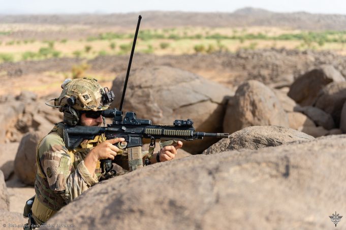 Frontière Mali-Burkina: Barkhane neutralise «une dizaine de groupes armés terroristes»