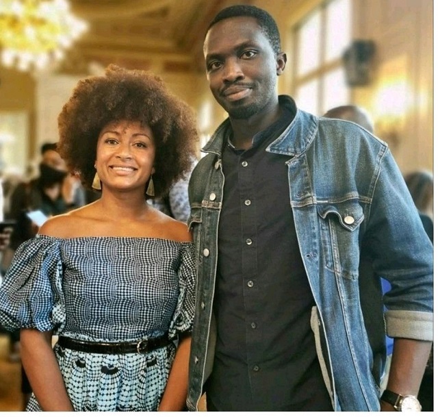 Ambre Delcroix (à gauche) et le lauréat du Prix Goncourt 2021, Mohamed Mbougar Sarr