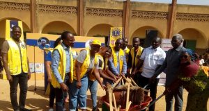 Lutte anti-paludisme: des clubs Lions de Ouaga investissent Silmiyiri