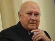 Frederik De Klerk, de démon de l’apartheid au Nobel de la paix