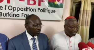 Situation au Burkina: autorités coutumières et religieuses et opposition se parlent