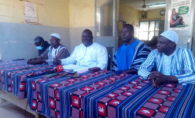 Les responsables des syndicats des taximen du Burkina