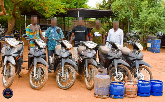 Ouagadougou: un réseau de cinq voleurs de vélomoteurs démantelé