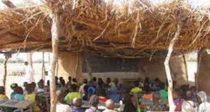 Niger: en finir avec les drames des «classes sous paillote»!