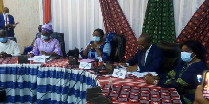 Burkina: « Gérer les temps de crises nécessite une grande diplomatie », dixit Rosine Coulibaly