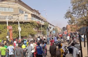 Burkina/Sécurité: des manifestants crient leur ras-le-bol et manifestent leur soutien au Mali