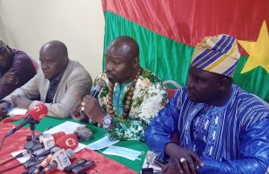 Burkina: une coalition d’OSC soutient la junte et met en garde la CEDEAO