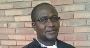 Burkina: Me Farama attaqué, se défend