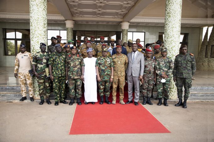 Burkina: les chefs d’Etat-Major des pays membres de la CEDEAO rencontrent le MPSR