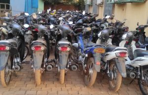 Burkina: les vendeurs de motos obligés d’immatriculer dans la série provisoire tout engin vendu
