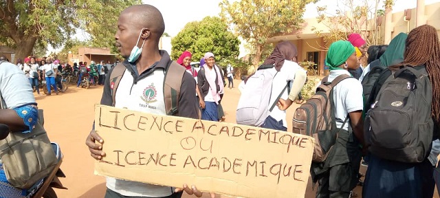 La Licence académique ou rien ( Image Faso7)
