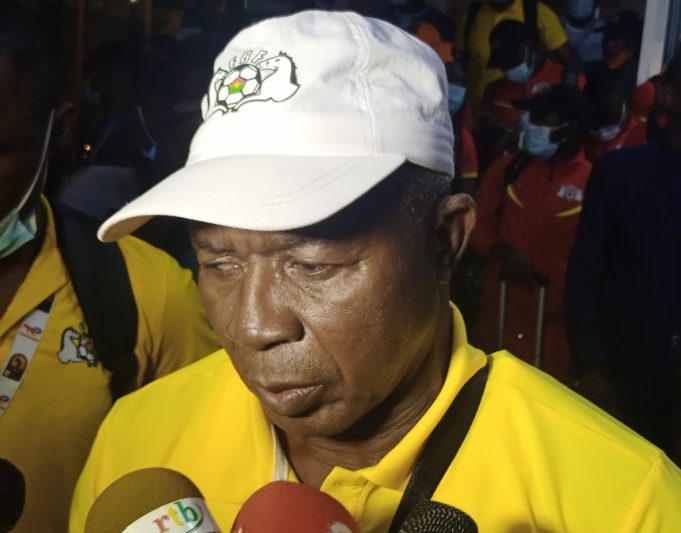 Etalons du Burkina: « Le choix d’un entraineur étranger est une aberration » (Le Faso Autrement)